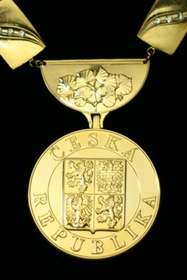 Insignie